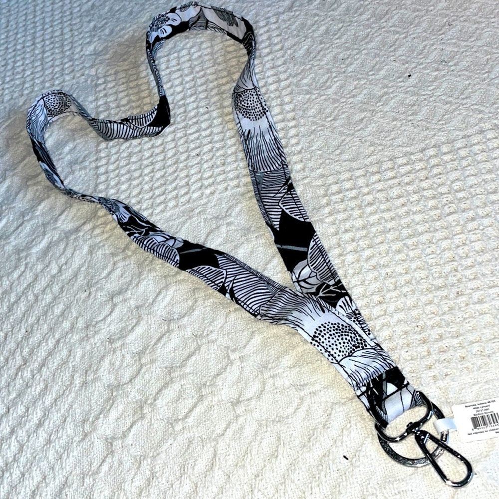 Vera Bradley wide lanyard NWT